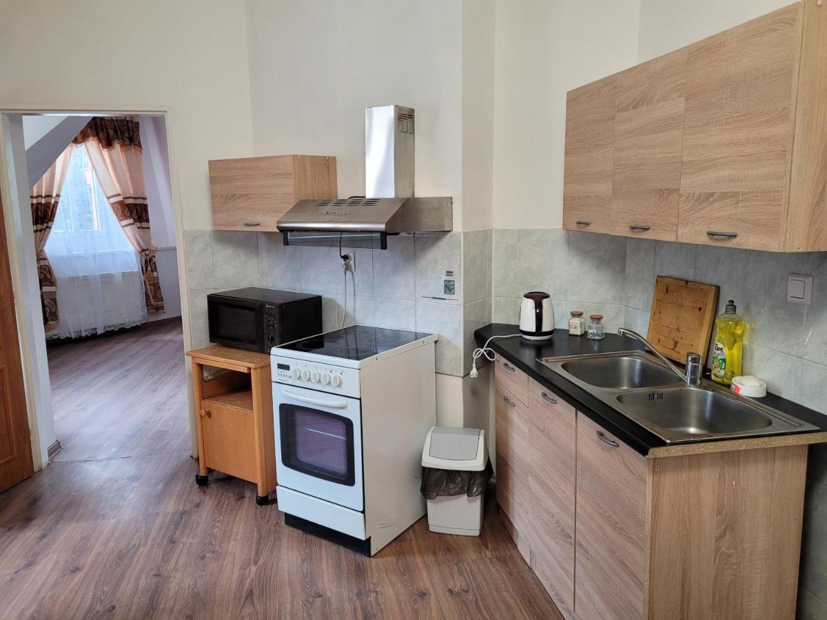 Studentska Apartments Karlovy Vary Extérieur photo