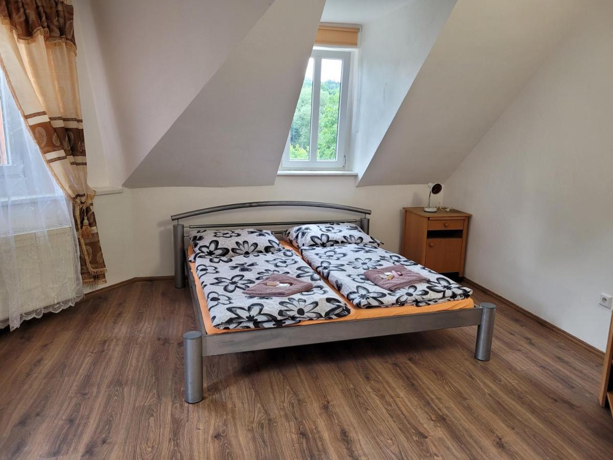 Studentska Apartments Karlovy Vary Extérieur photo