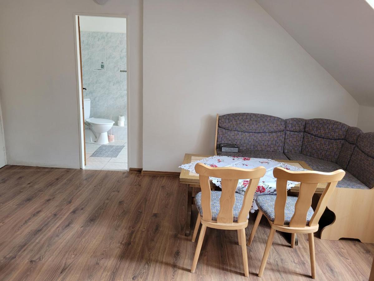 Studentska Apartments Karlovy Vary Extérieur photo